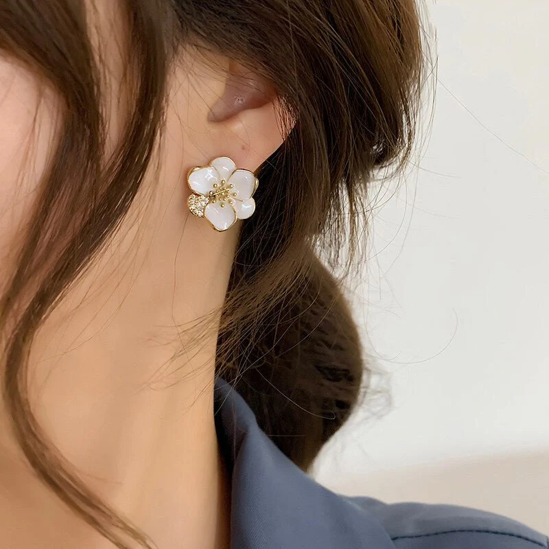 Micara - White Blossoms - Ohrringe - Image 4