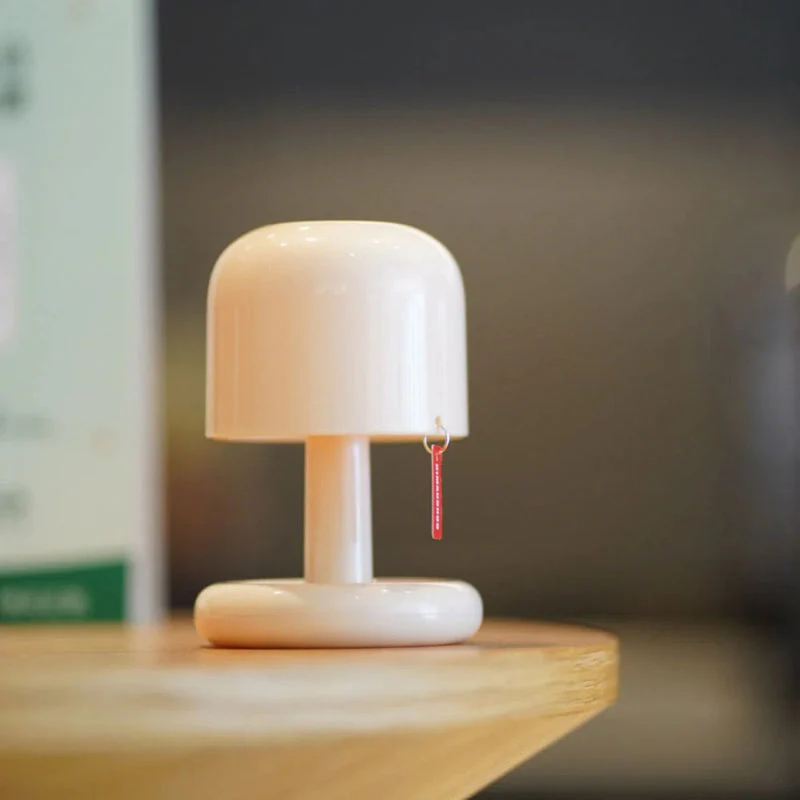 Mini Tischlampe mit USB-Ladestation – Tragbare Tischleuchte für romantisches Ambiente und entspannende Atmosphäre - Image 4