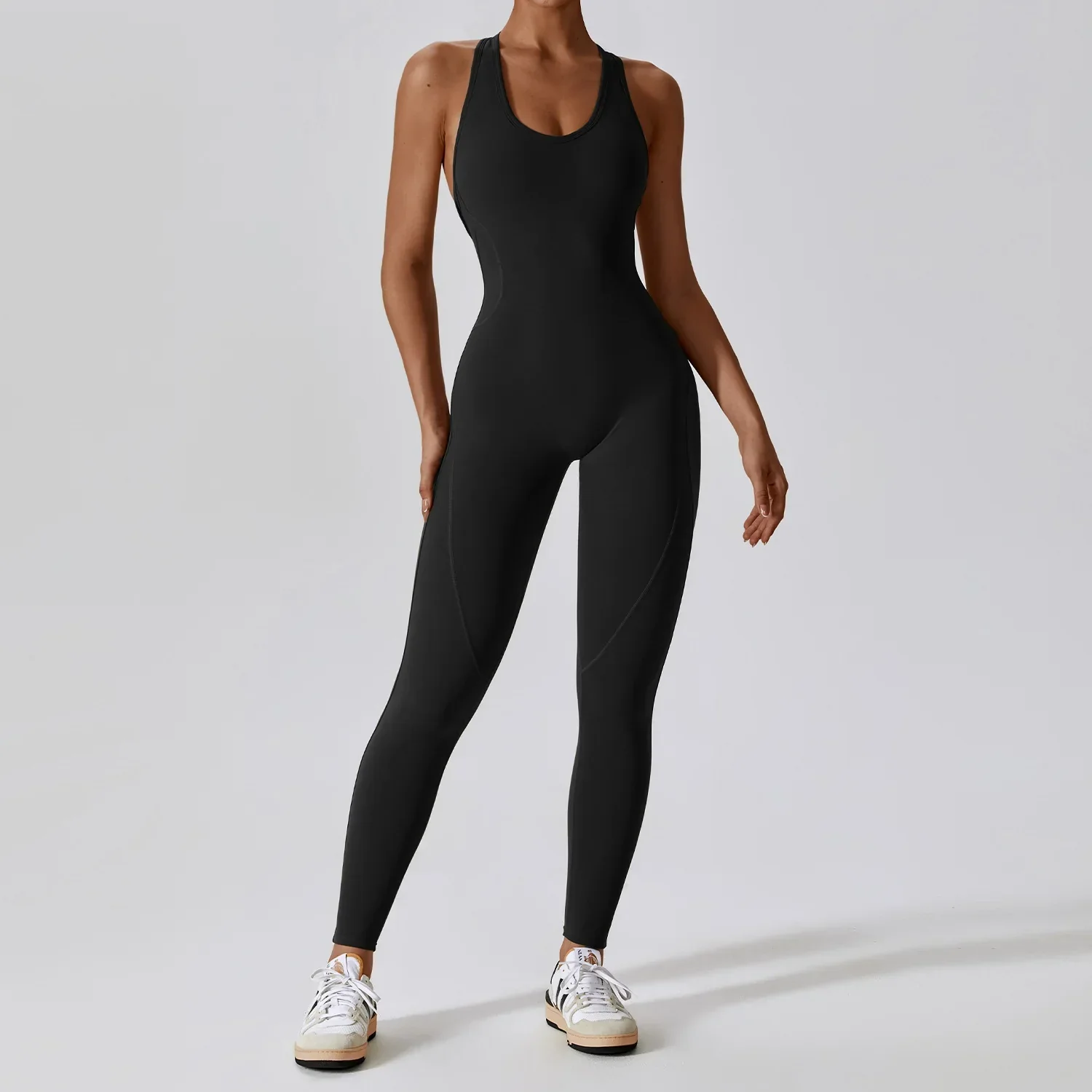 Miranda | Yoga Jumpsuit Mit Offenem Rücken - Image 10