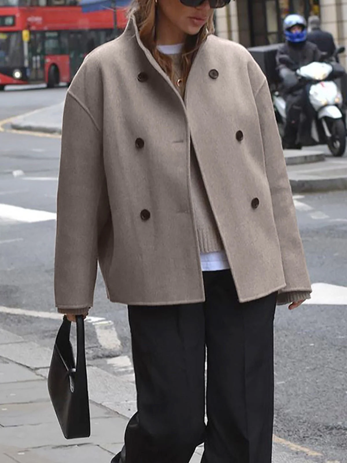Mirea | Figurbetonte Übergangsjacke für Damen mit elegantem Schnitt - Image 4