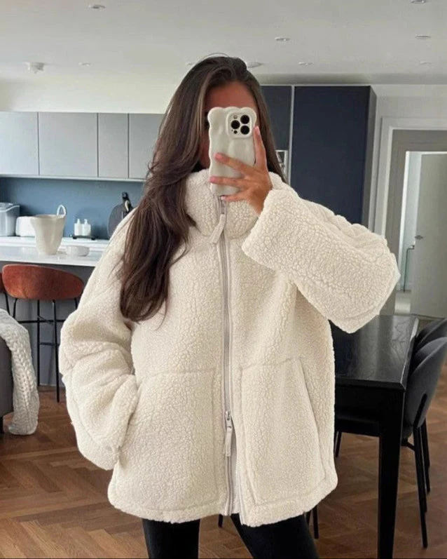 Mirella | Teddy Fleece Jacke - Image 3