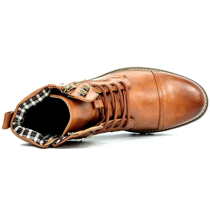 Mittellange Schnürstiefel aus Leder für Herren - Image 2