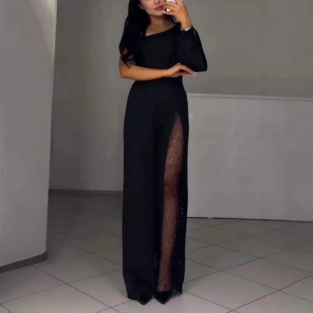 Modischer und sexy Damen Jumpsuit mit abfallenden Schultern und hohem Schlitz - Image 2