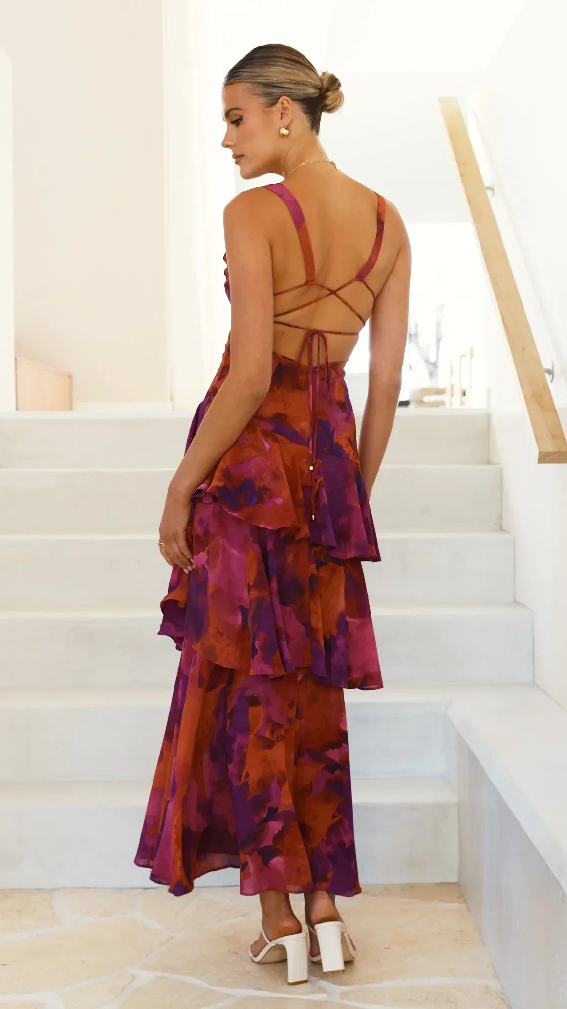 Mylia | Maxikleid mit Volants und Neckholder - Image 4