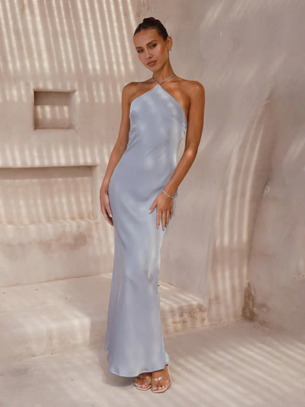 Nadia | Rückenfreies Maxikleid mit Halterung