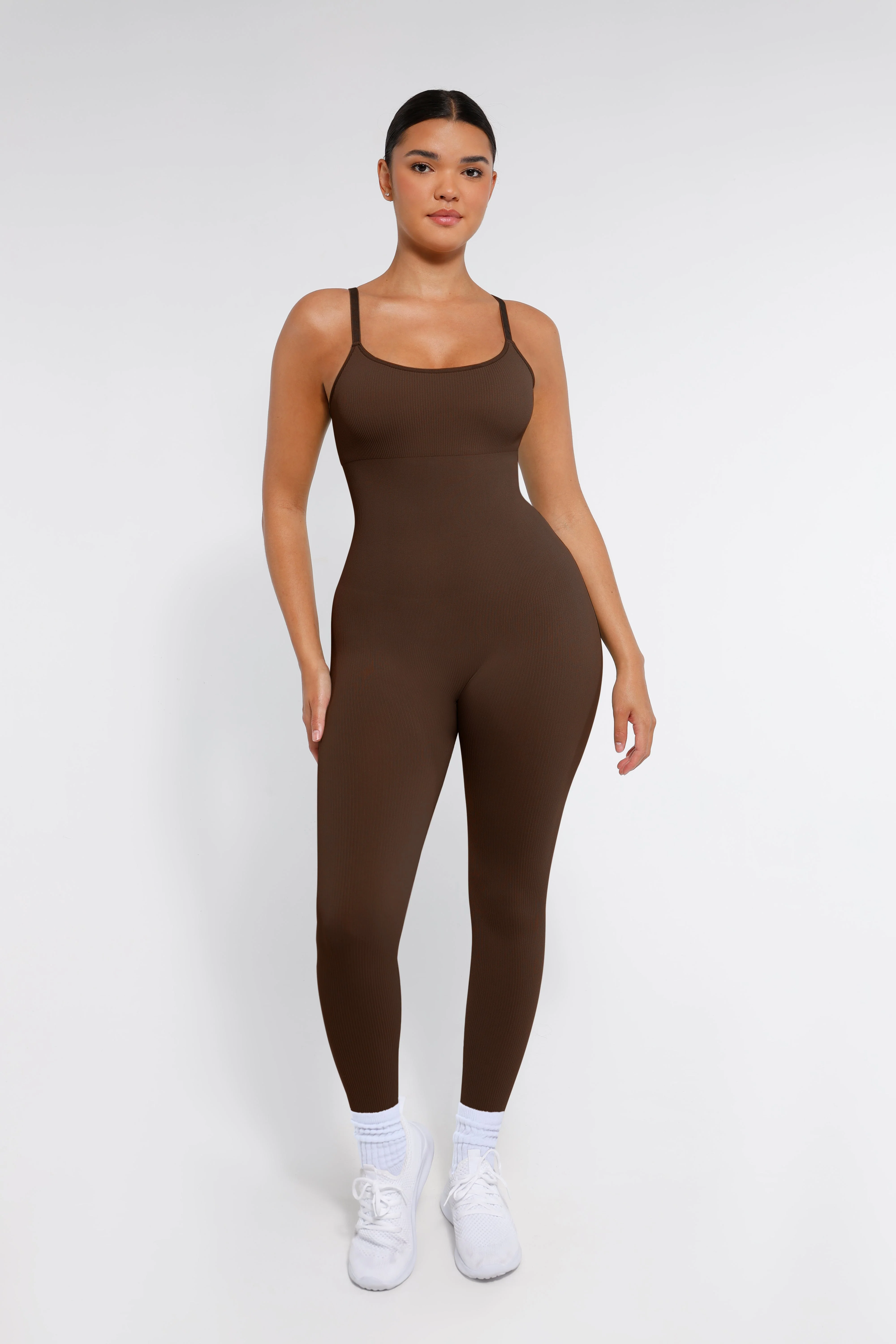 Nahtloser Shapewear-Jumpsuit mit Spaghettiträgern - Image 31