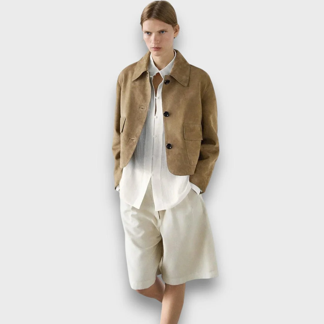 Naomi – Elegante Wildlederjacke mit klassischem Schnitt - Image 5