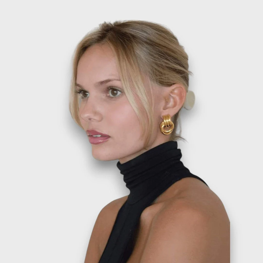 Nela – Filigrane Knotenohrringe in Goldoptik - Image 4