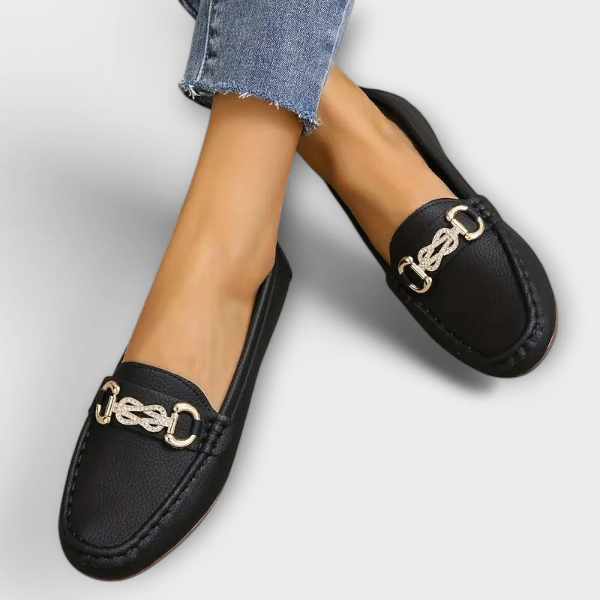Nevena – Elegante Slip-On Mokassins mit Goldakzent - Image 5