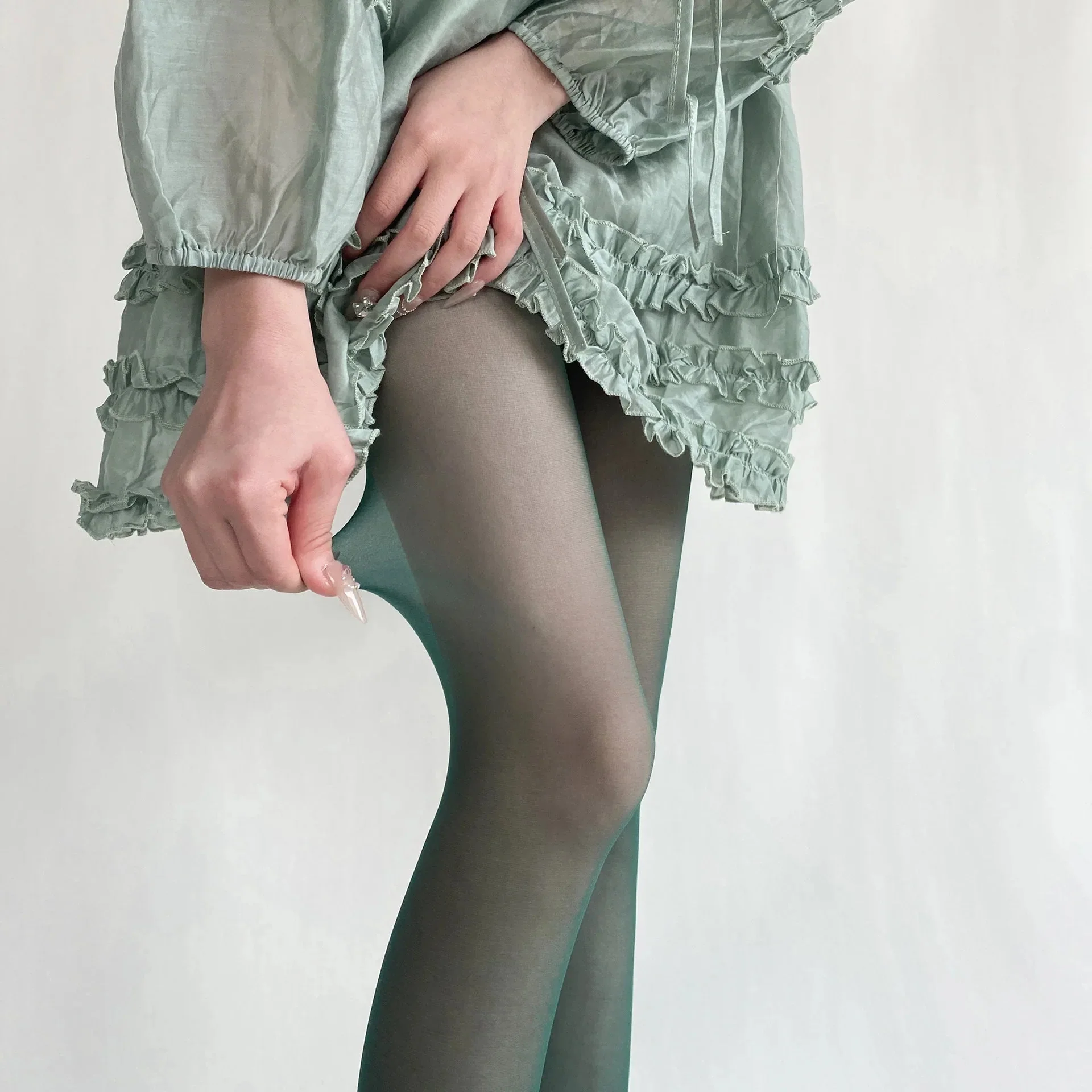 Nicole | Schlanke Passform Strumpfhosen - Image 4