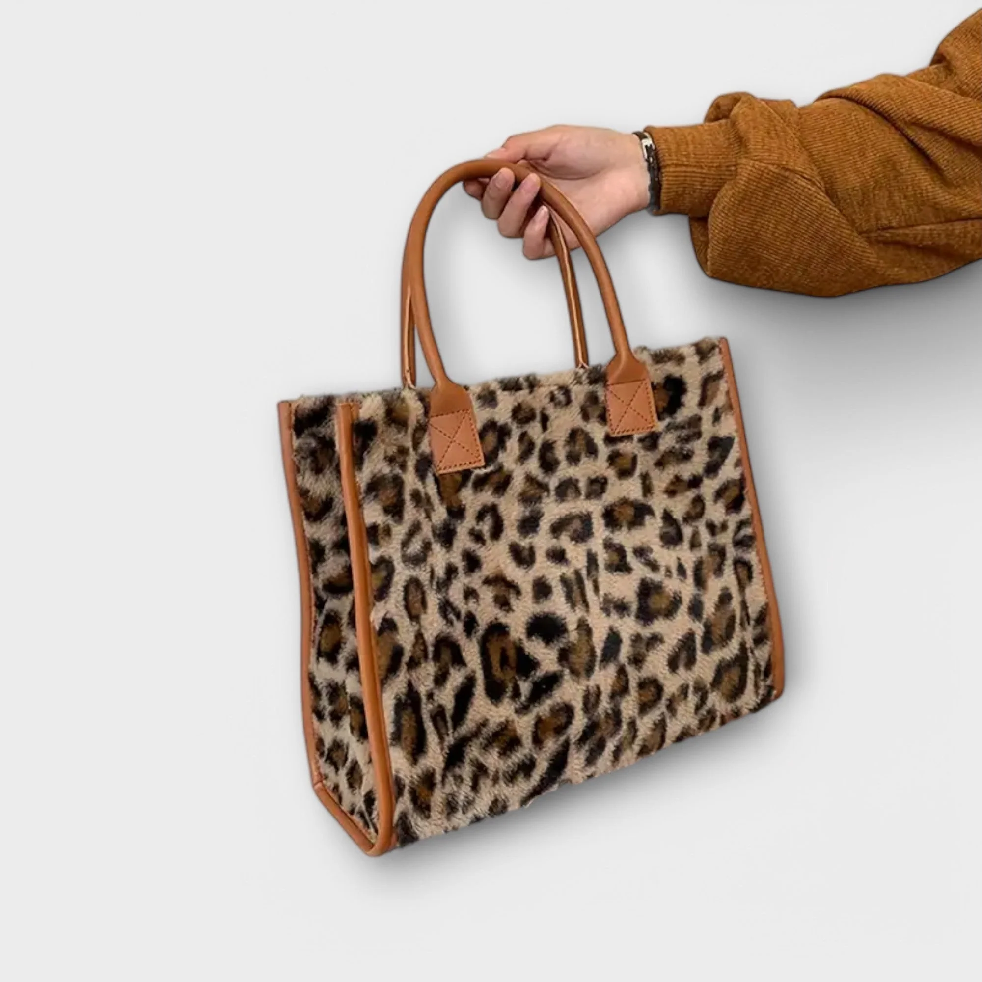 Odalys - Schicke Tasche mit Leopardenmuster aus Plüsch - Image 5