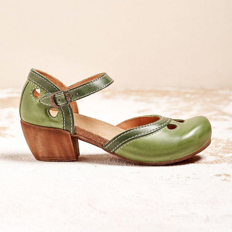 Orthopädische flache Damensandalen mit niedrigem Absatz für optimalen Komfort