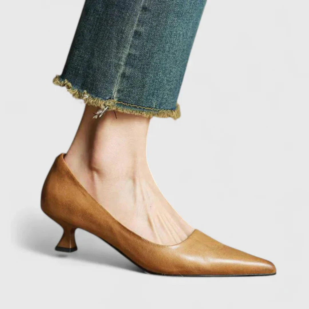 Pauline | Damen Spitz Zulaufende Niedriger Absatz Pumps Shorts - Image 7