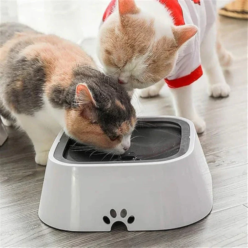 PawSip – Tropfwasserfeste flüssige Wasserschale für Hunde und Katzen - Image 2