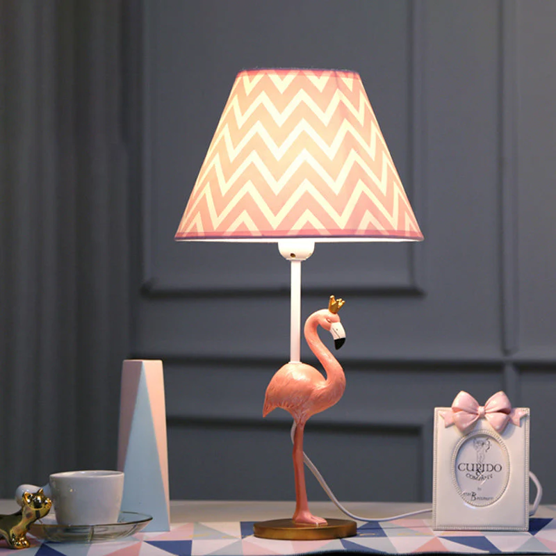 Pinklo – Raffinierte Flamingo-Harpiks-Lampe - Image 7