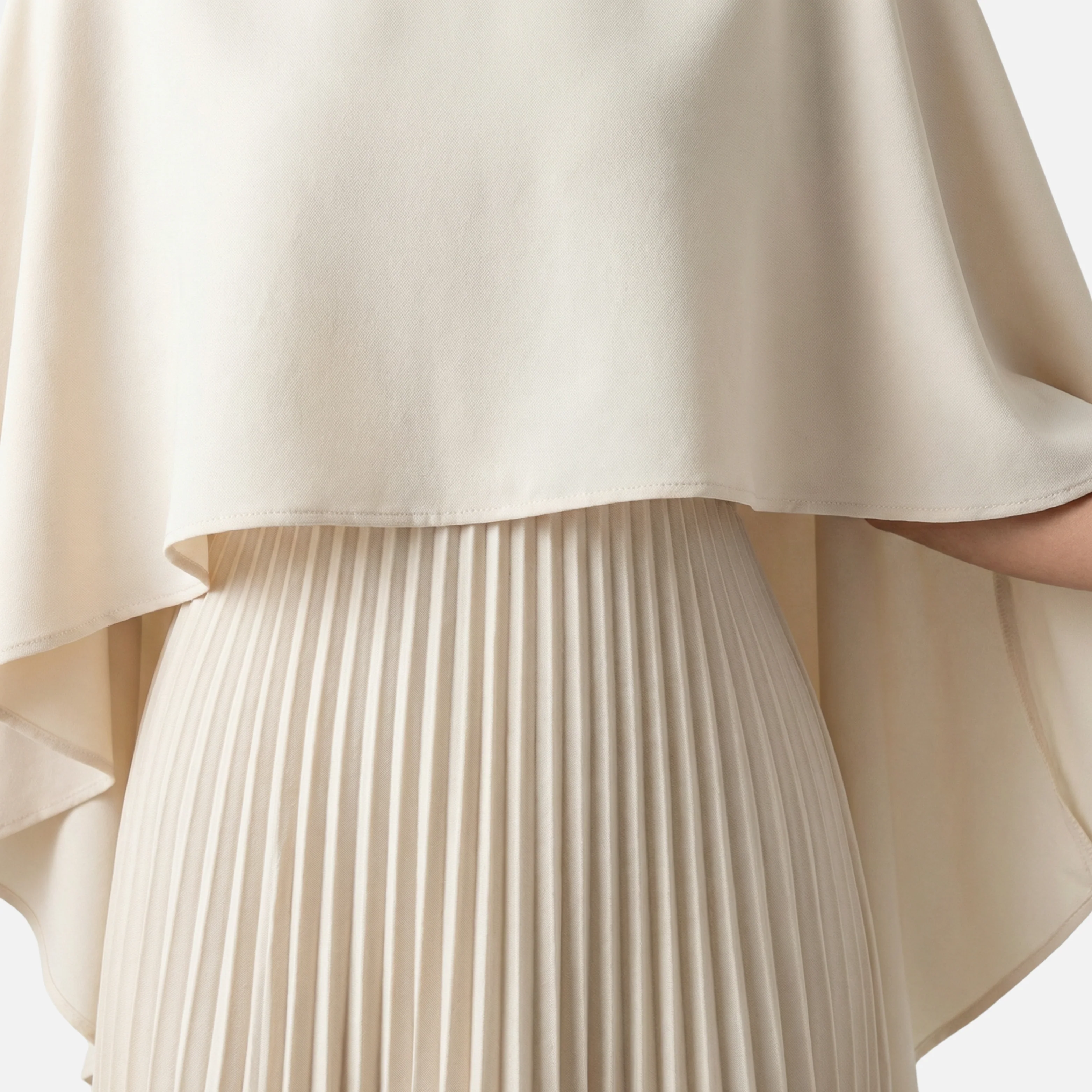 Gudrun | Damen Plissee Chiffon Maxikleid Cape-Overlay Weite Passform – Cape Maxi - Image 6