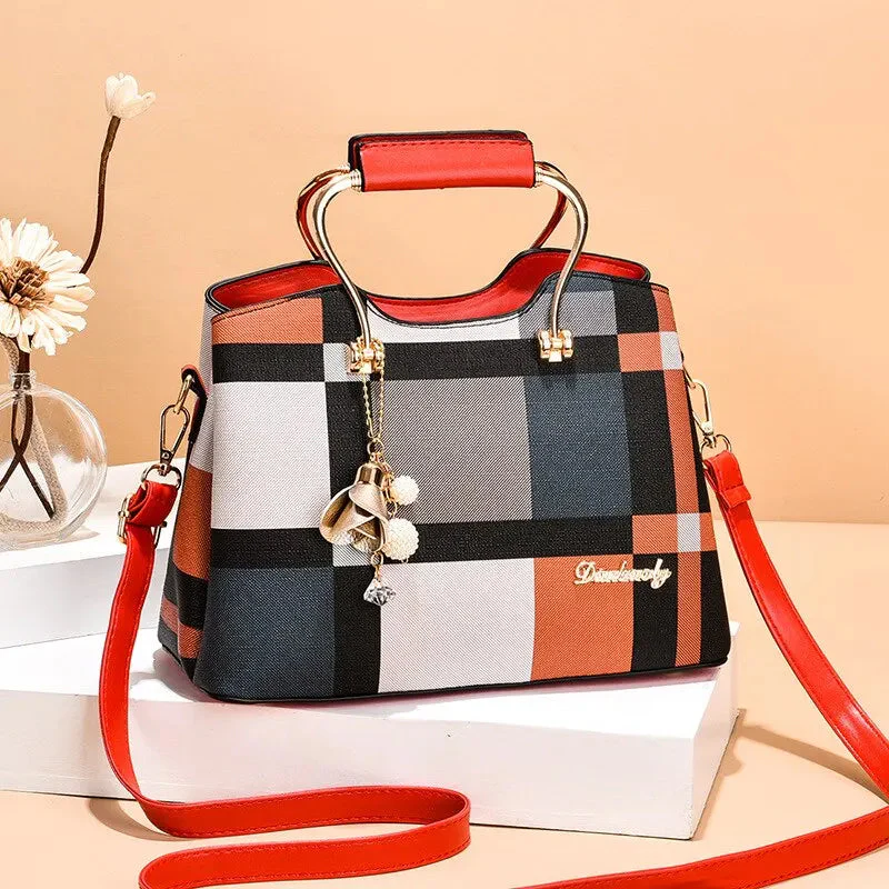Praktische Damen-Schultertasche mit verstellbaren Trägern aus hochwertigem Kunstmaterial - Image 8