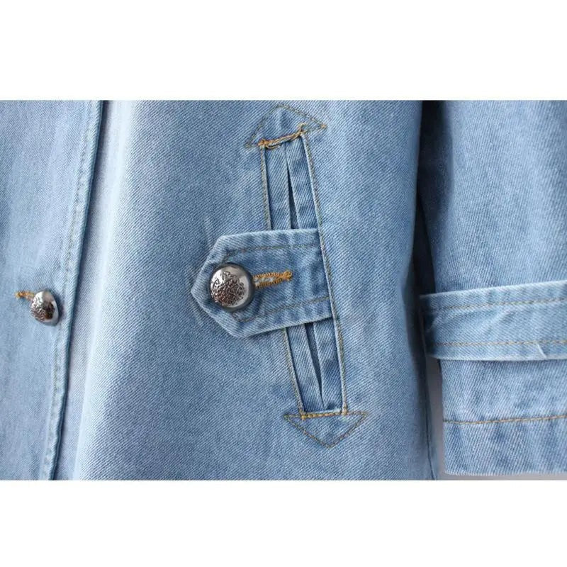 QUEENA – JEANSJACKE MIT DOPPELKNOPFLEISTE - Image 2