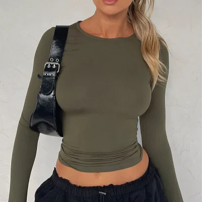 Rhianna - Elegant geschnittene Bluse mit Rundhalsausschnitt und langen Ärmeln - Image 4