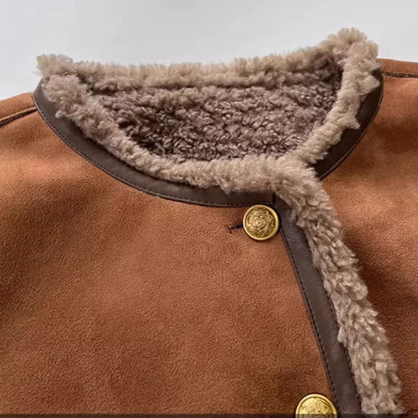 ROMY - WARME JACKE AUS LAMMFELL - Image 12
