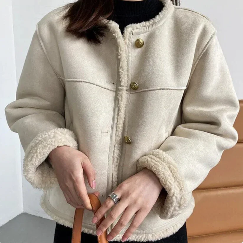 ROMY - WARME JACKE AUS LAMMFELL - Image 16