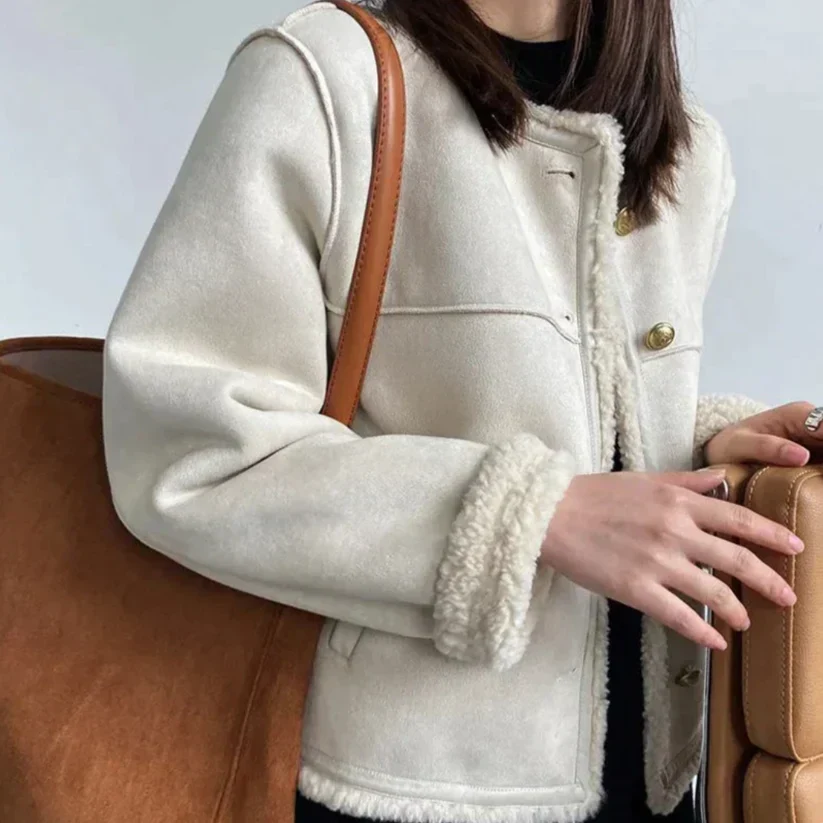ROMY - WARME JACKE AUS LAMMFELL - Image 3