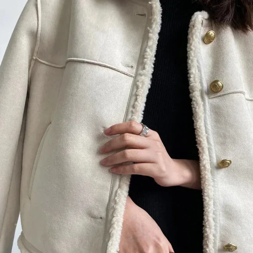 ROMY - WARME JACKE AUS LAMMFELL - Image 4