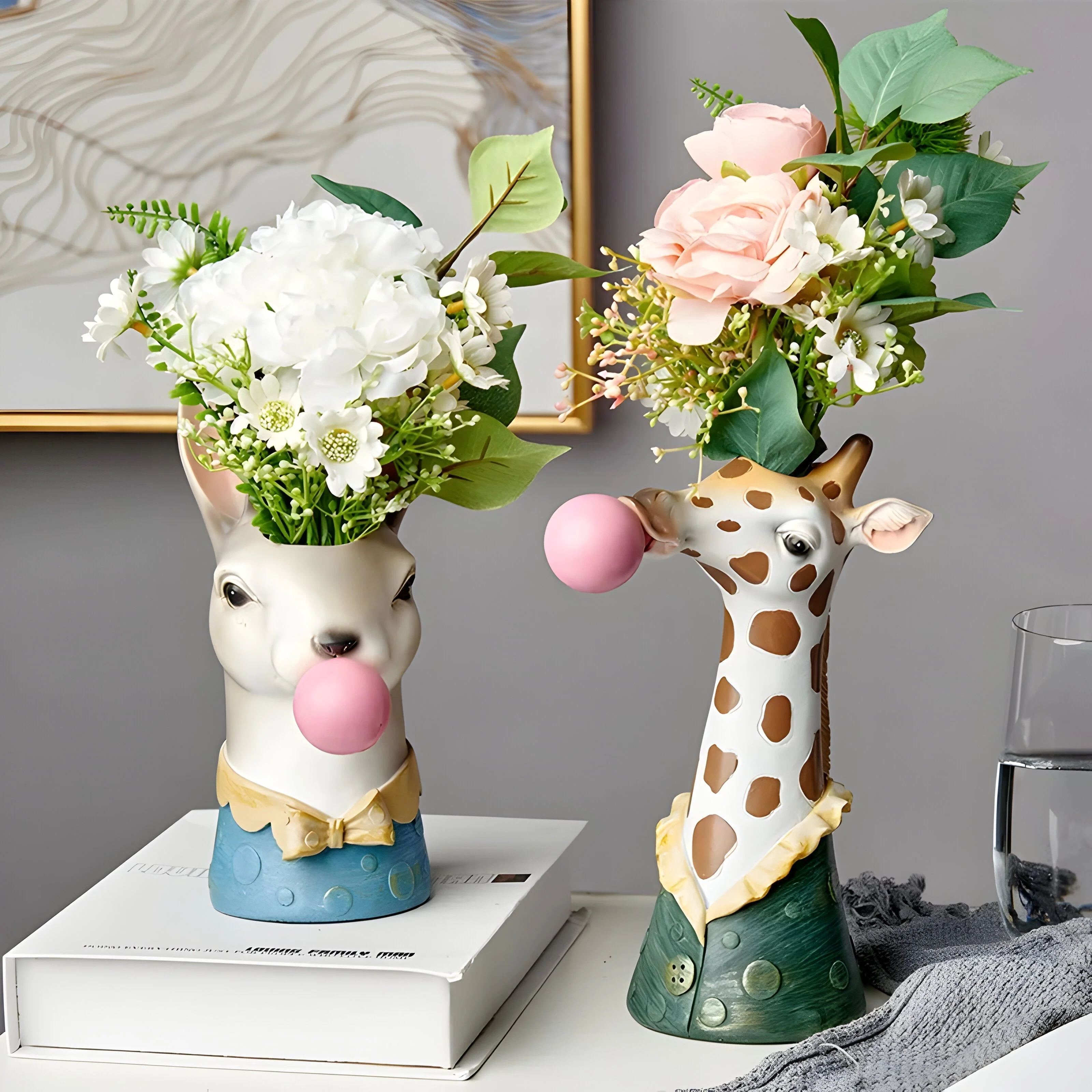 SafariWhimsy – Künstlerisch, tierinspiriertes Blasen-Vase