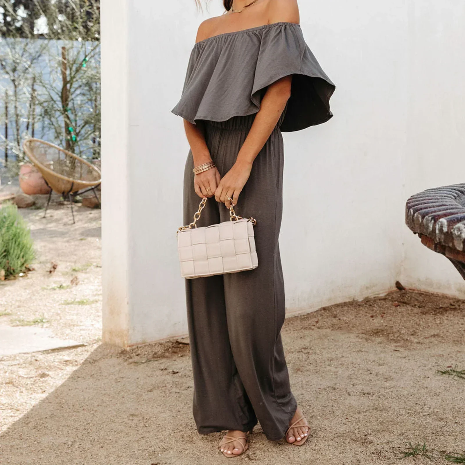 SANNE - Geraffter schulterfreier Jumpsuit - Image 5