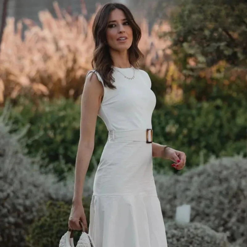 Schönes ärmelloses Kleid für Damen | Midi - Image 4