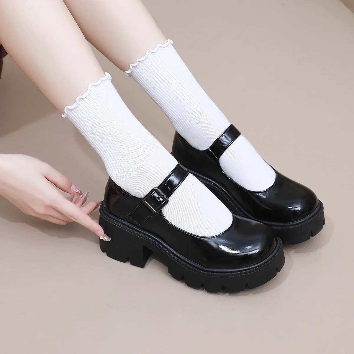 Schwarze Mary Jane Dirndl Schuhe für Damen | Plateau - Image 5