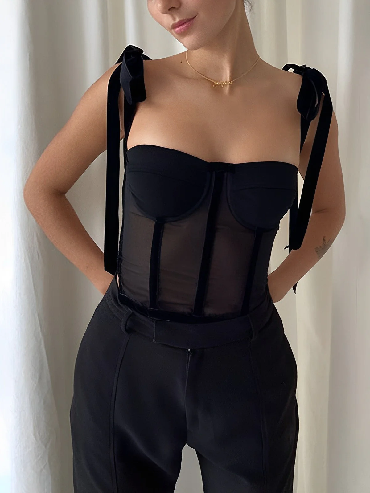 Schwarzes Netzkorsett-Top für Frauen