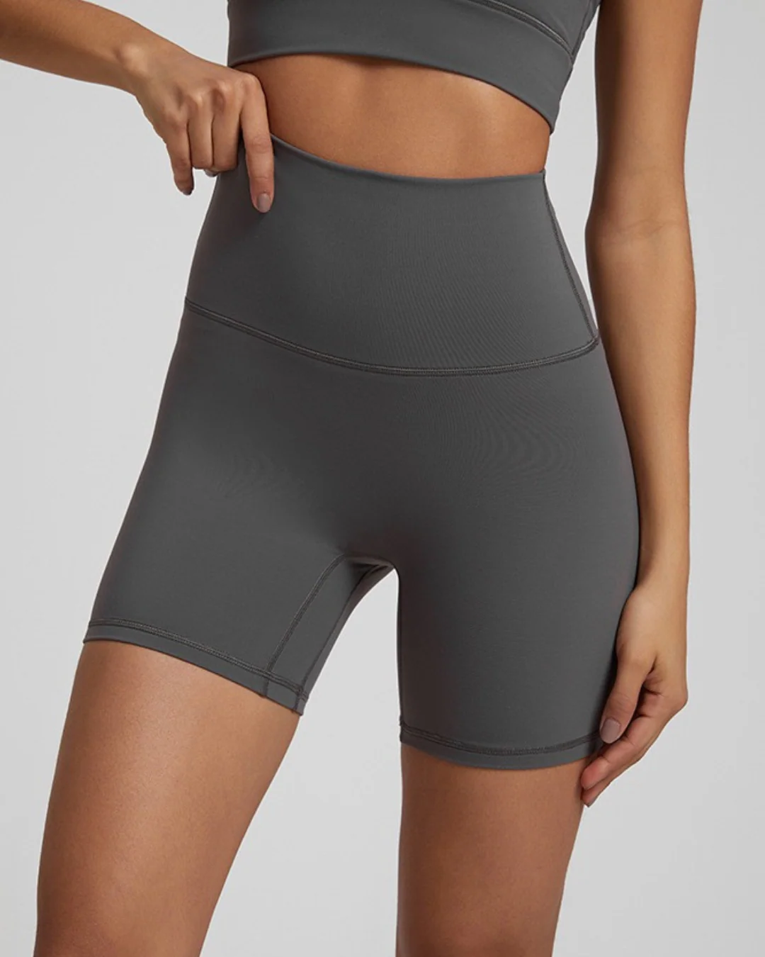 SEAMLESS™ Shorts – Essential - Image 18
