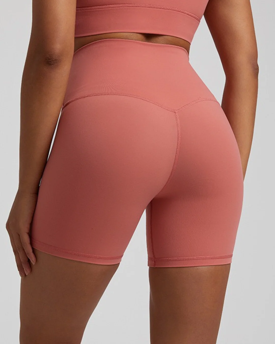 SEAMLESS™ Shorts – Essential - Image 5