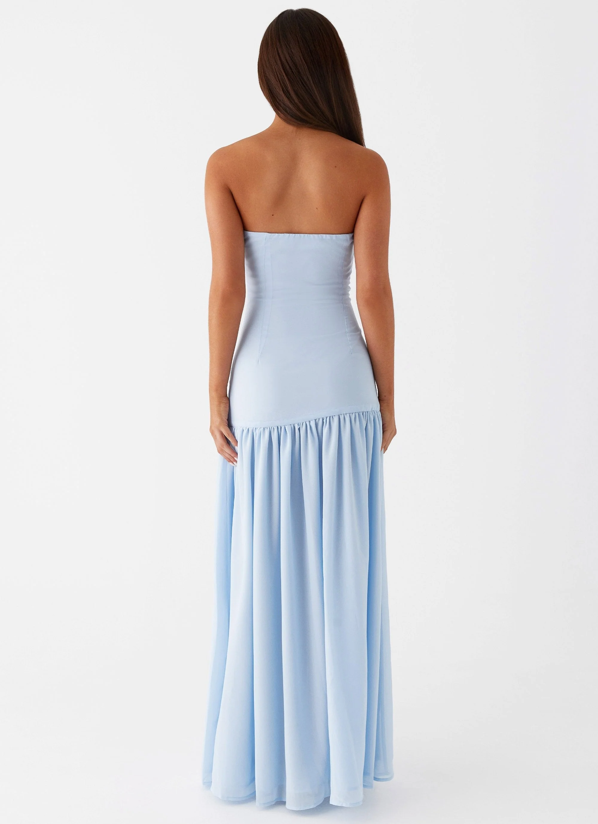 Selia | Langes, Trägerloses, Fließendes Kleid - Image 12