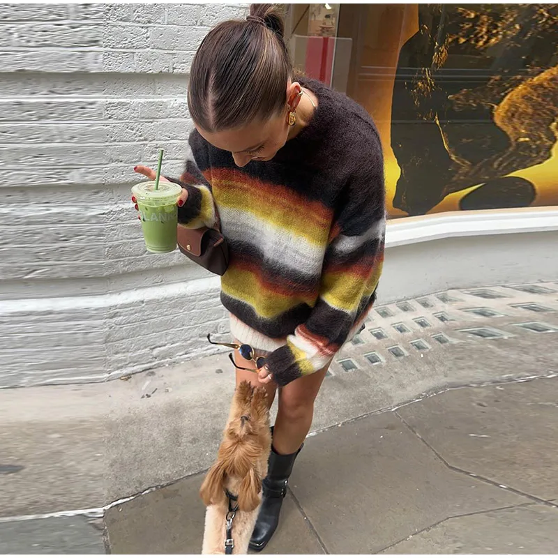 Selma | Gestreifter Fuzzy-Strickpullover - Image 5