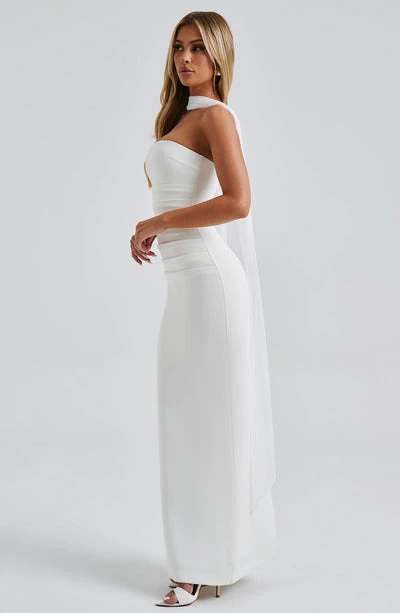 Seraphina Trägerlose Lange Kleid - Image 3
