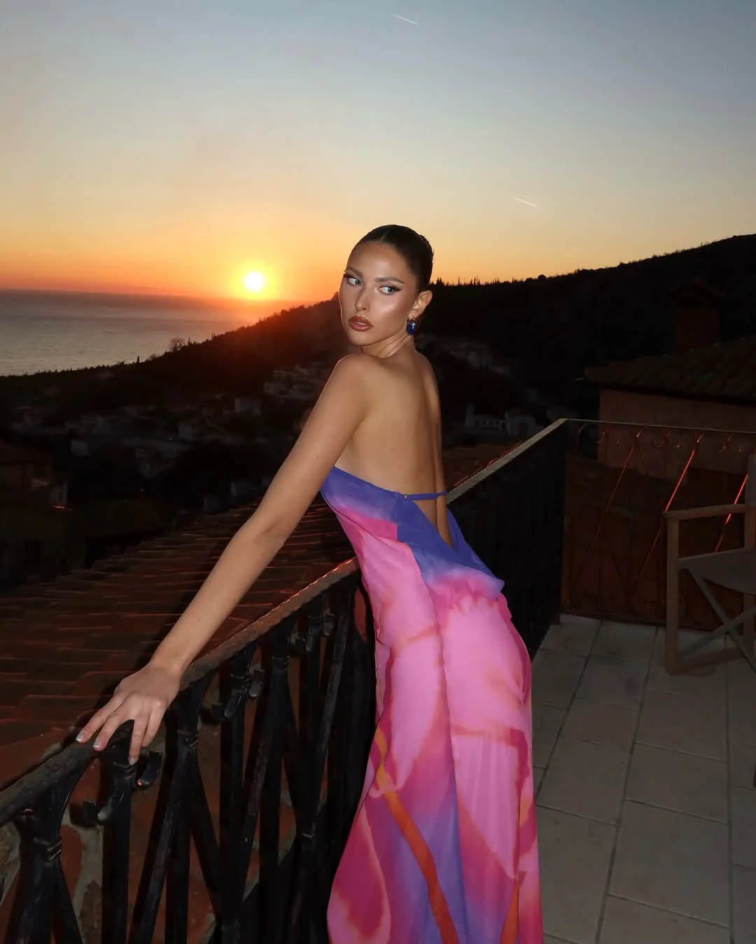 Seris | Rückenfreies One-Shoulder Maxikleid - Image 3