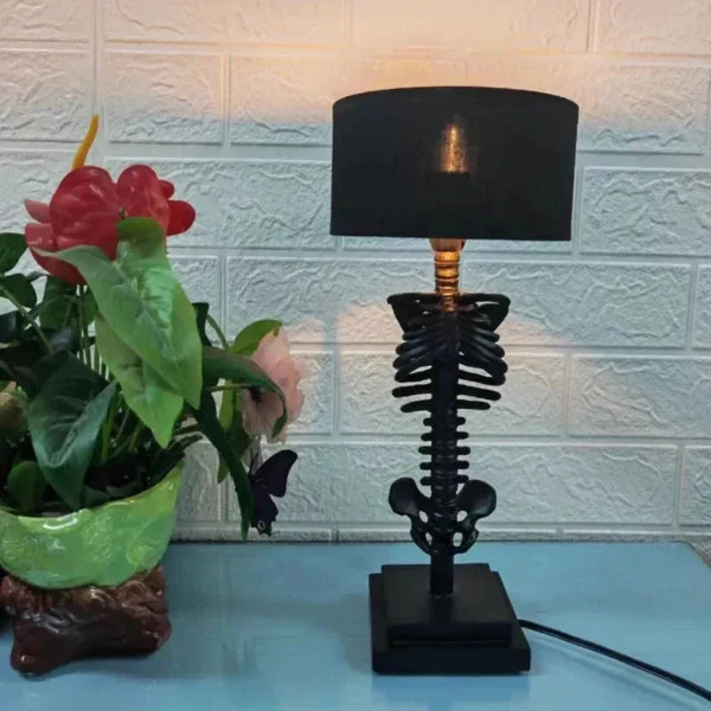 SkullGlow LED Schädel Tischlampe - Image 3