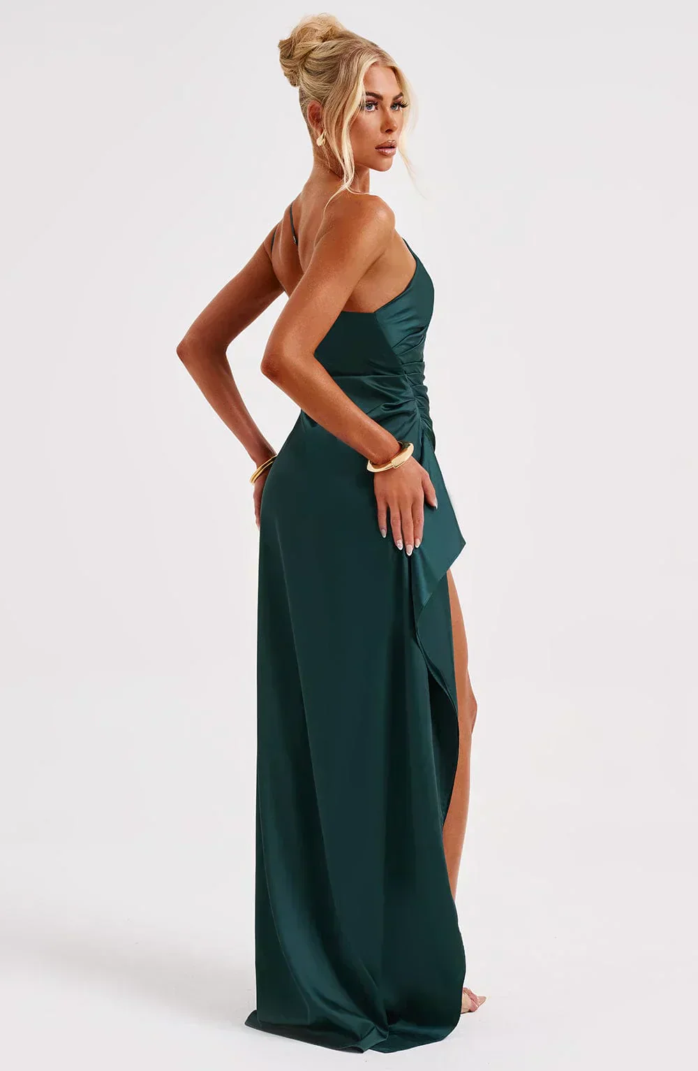 Sofie - Sommerchic Luxus Satin Silhouette