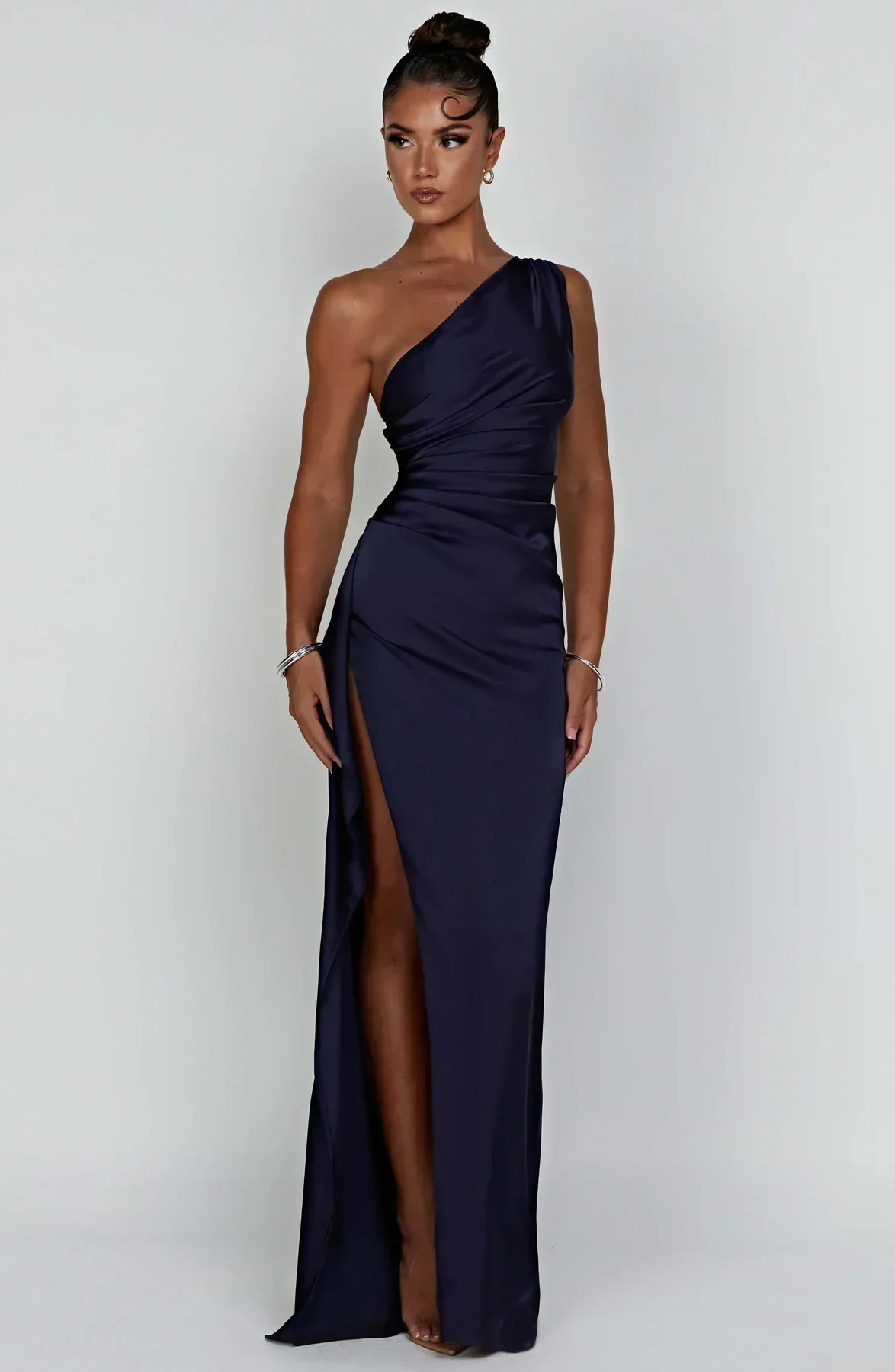 Sofie - Sommerchic Luxus Satin Silhouette - Image 5