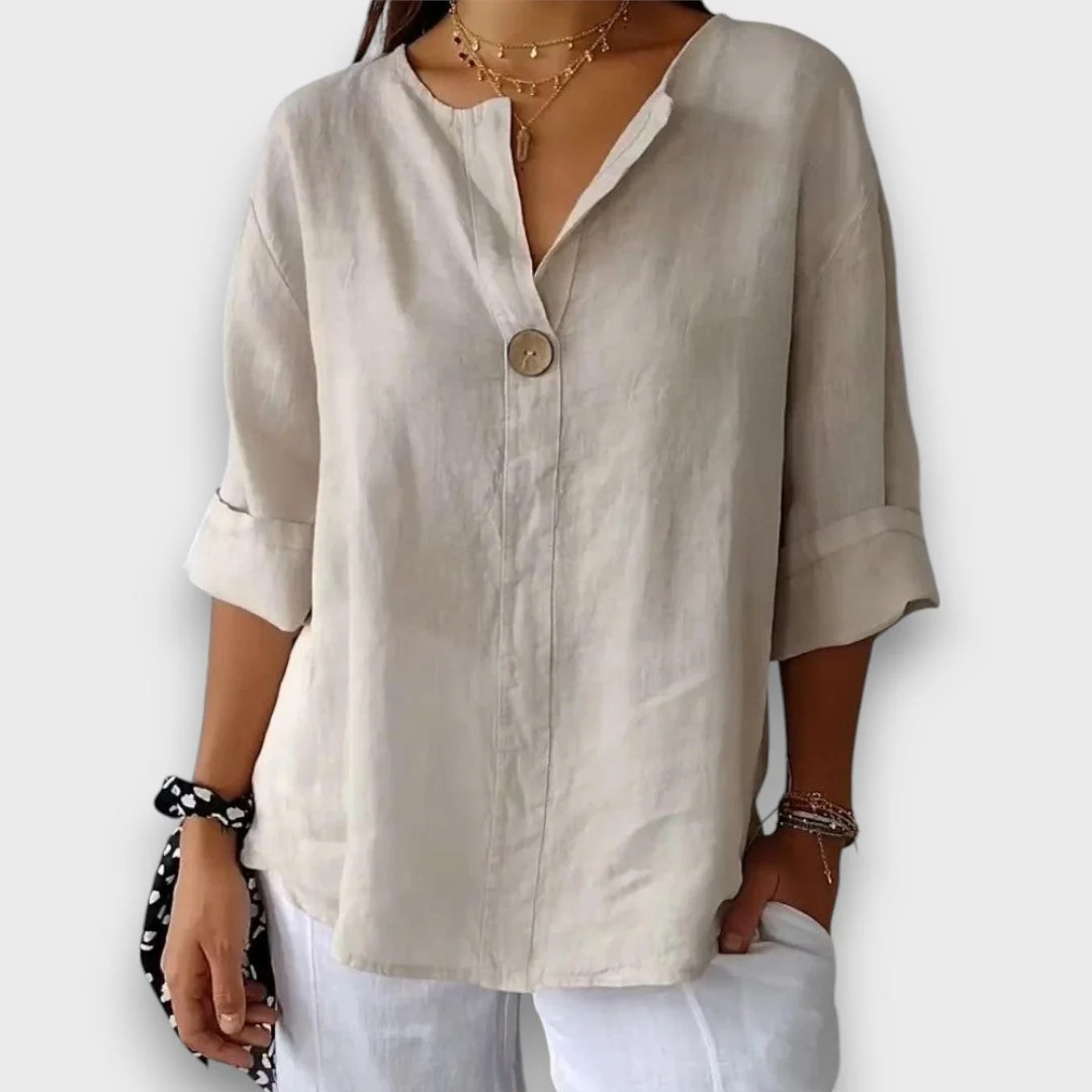 Solenne – Leichte Oversize-Bluse mit Statement-Kragen