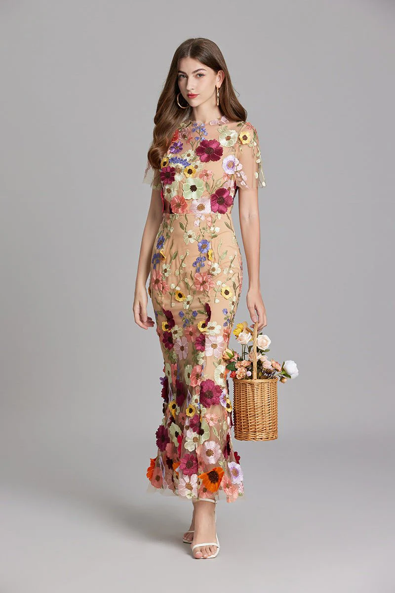 Sophia - Elegantes Blumenkleid im Midi-Stil - Image 5