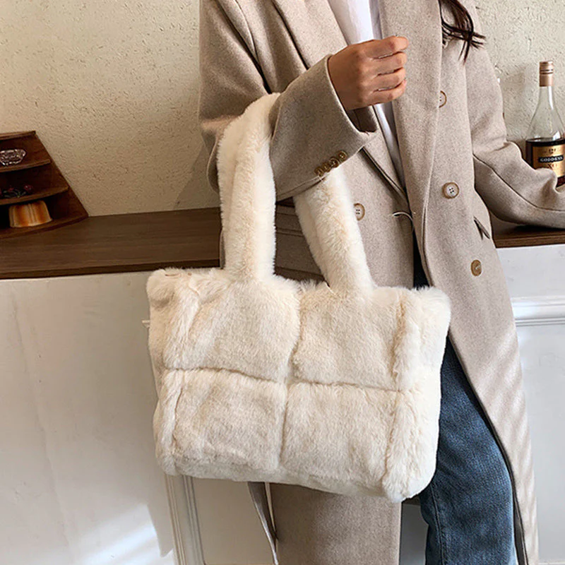 Stilvolle Plüschhandtasche für Damen – vielseitiger Stauraum – Winteraccessoire - Image 2