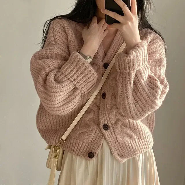 Strickjacke mit Knopfleiste aus grobem, verdrehtem Strick - Image 8