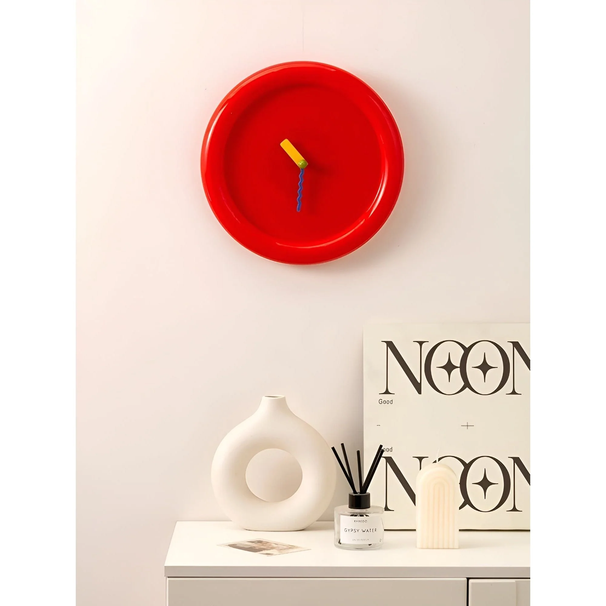 TimePop – Buntes geometrisches Wanduhren im Memphis-Stil mit mutigem künstlerischem Design - Image 2