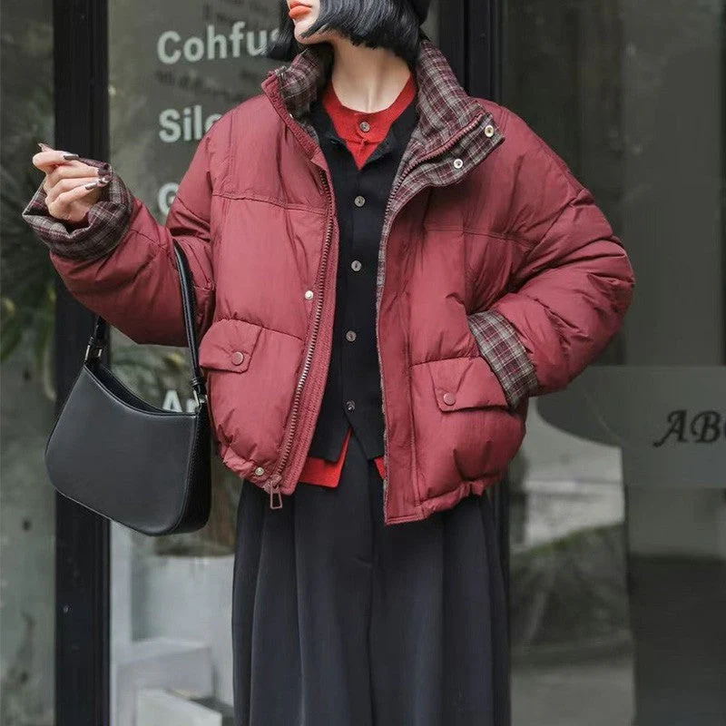 Venus | Kurze Daunenjacke Mit Karofutter - Image 5