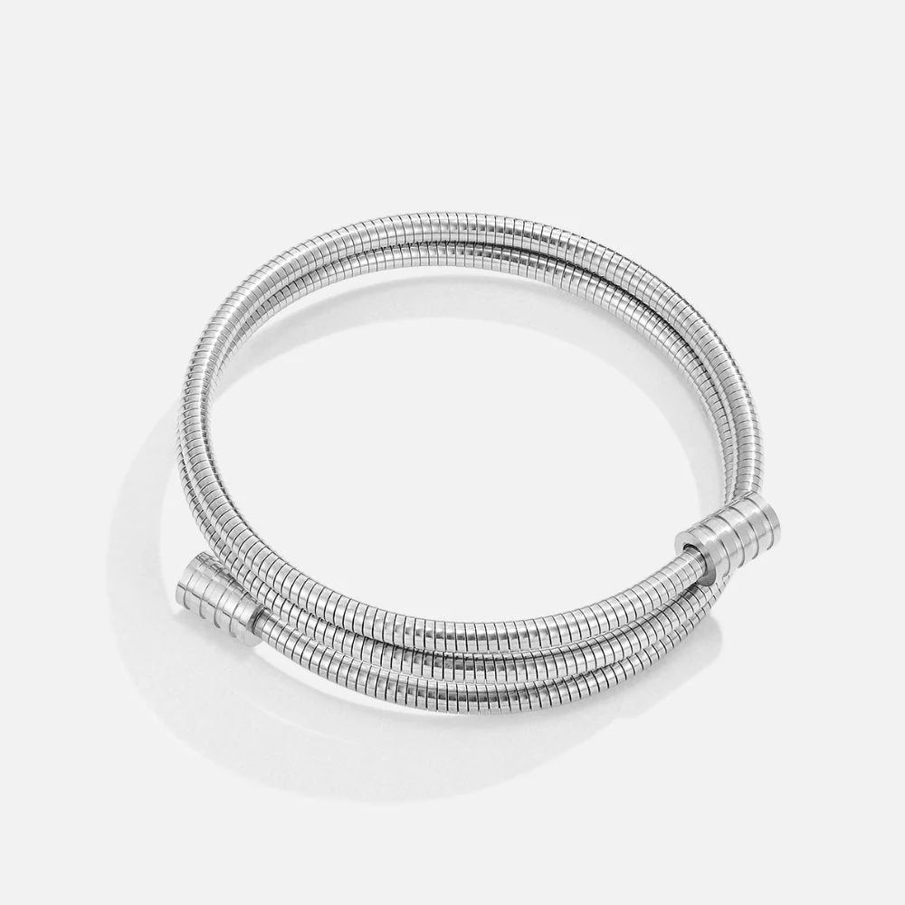 Verdrehtes Silberarmband - Image 3