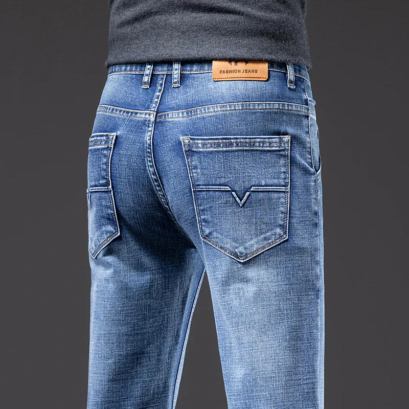 VERNER - GERADE GESCHNITTENE JEANS - Image 9