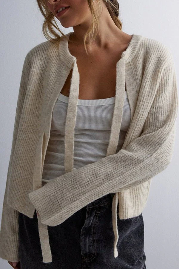 Vernice Strickjacke mit Krawattenverschluss